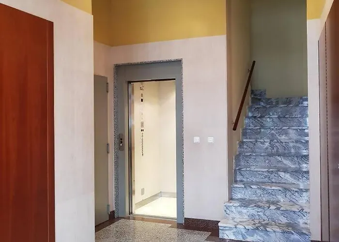 Апартаменты Piso De Calidad En El Centro De Gijon Хихон