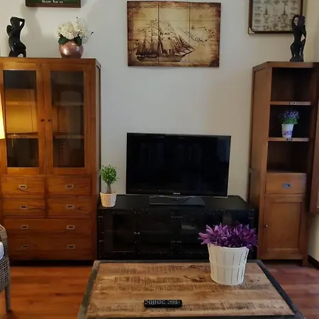 Piso De Calidad En El Centro De Gijon דירה גיחון