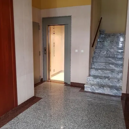 Piso De Calidad En El Centro Del Centro De * Gijón