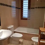 Piso De Calidad En El Centro De גיחון